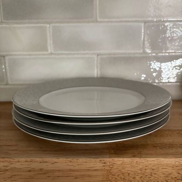 Mikasa Parchment Dinner Plate Set of 4 L3438 Fine Dining China - Picture 2 of 6